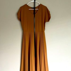 Elizabeth and Nicole Medium maxi dress
